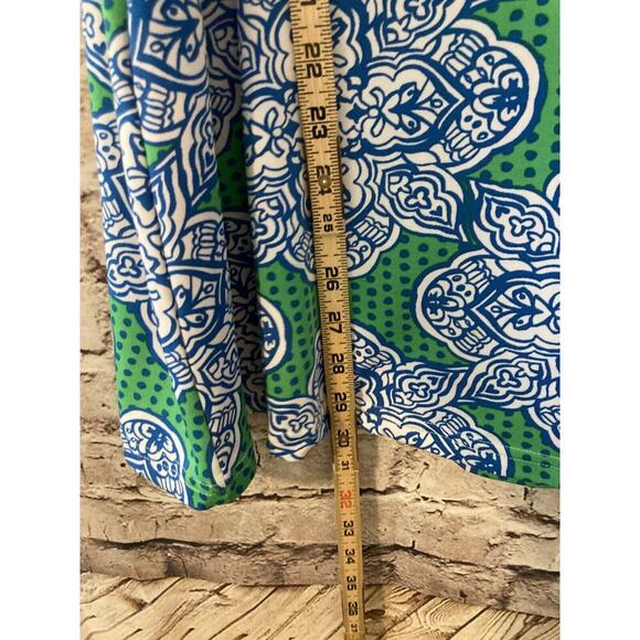 Buckhead Betties Top Womens Medium Tunic Blue Medallion Longer Length Stretch - Picture 10 of 14